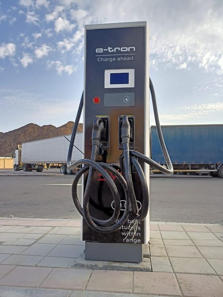 Transportation, Communications and Information Technology distributes charging stations for electric cars