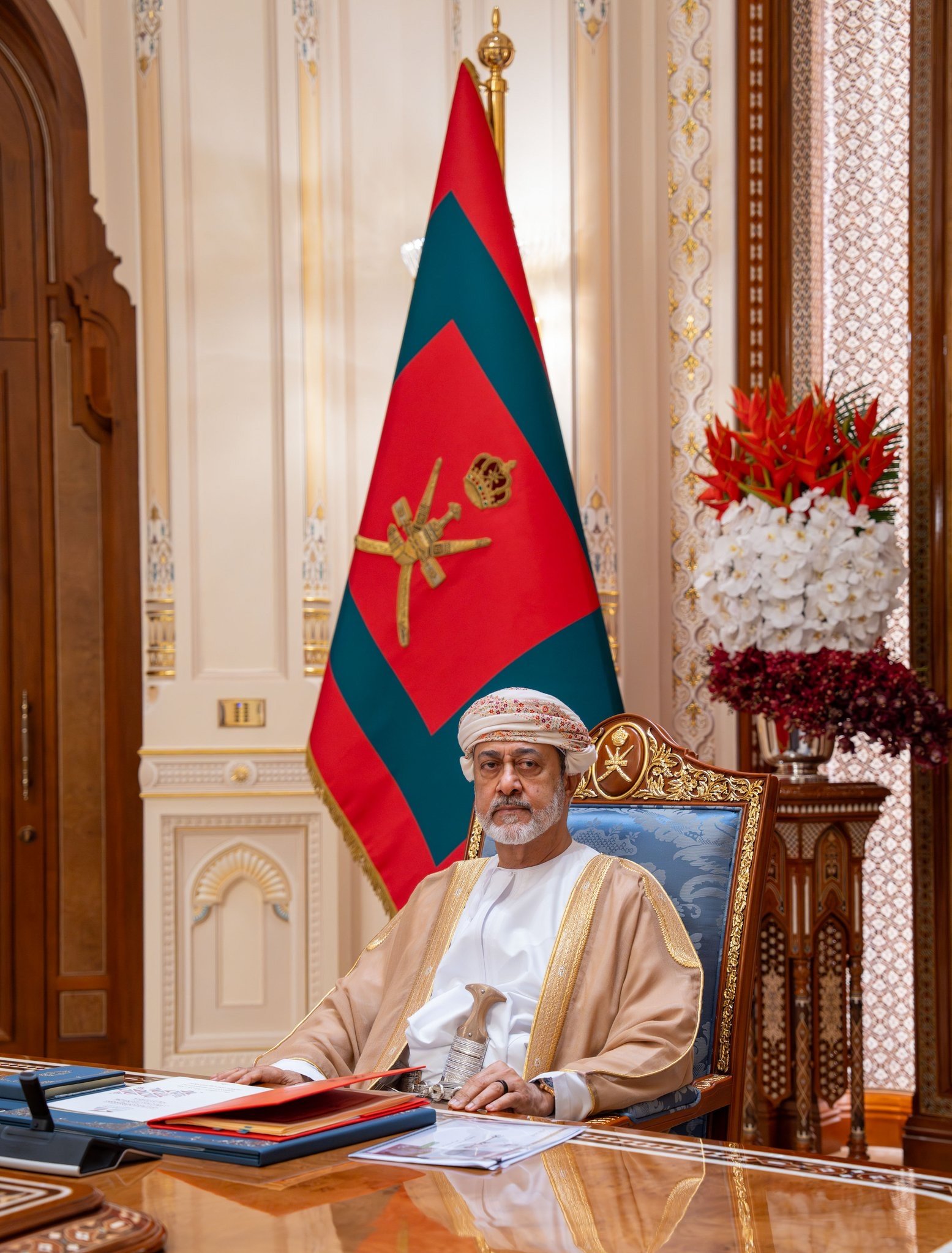 His Majesty Sultan Haitham Chairs Cabinet Session, Outlines Oman’s Development and Foreign Policy Priorities