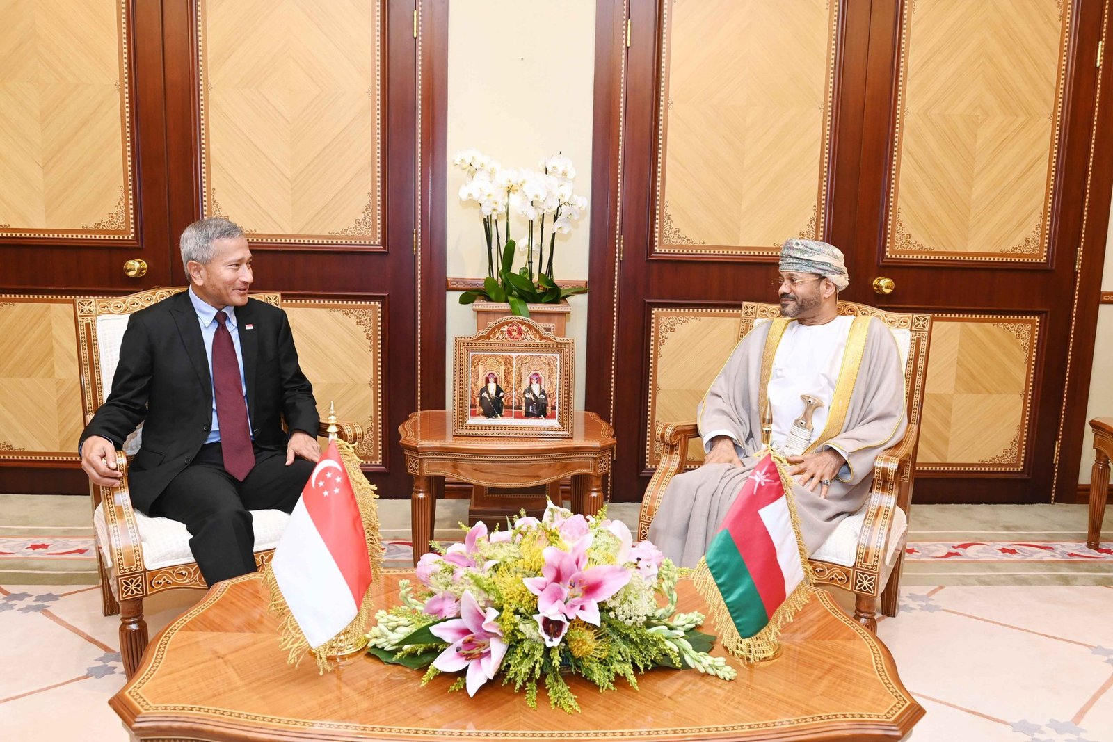 Oman and Singapore Strengthen Strategic Ties Amid Regional Stability Efforts in the Middle East